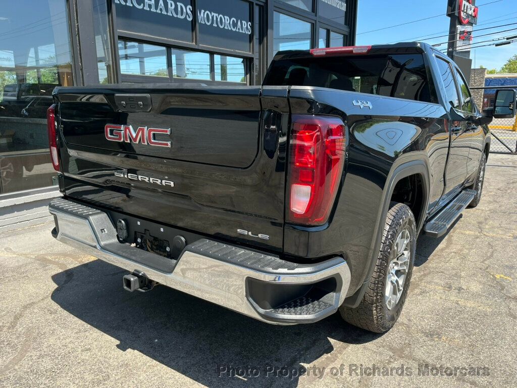 2023 GMC Sierra 1500 4WD Crew Cab 157