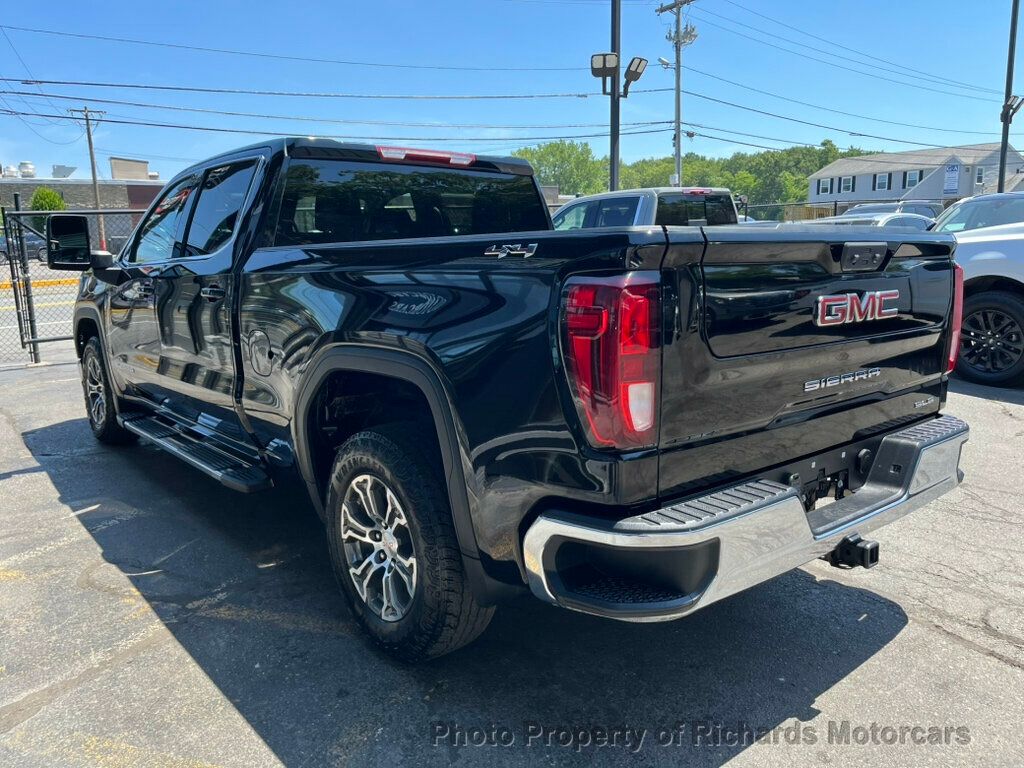 2023 GMC Sierra 1500 4WD Crew Cab 157