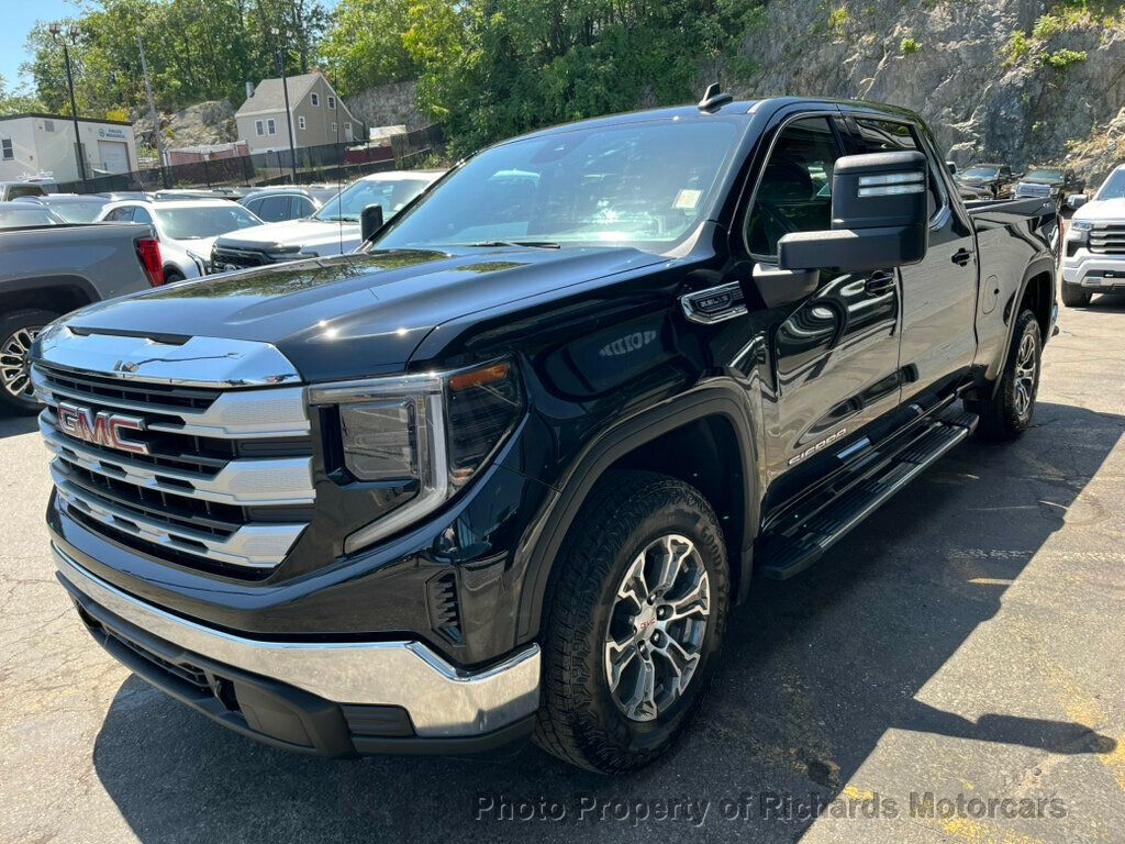 2023 GMC Sierra 1500 4WD Crew Cab 157