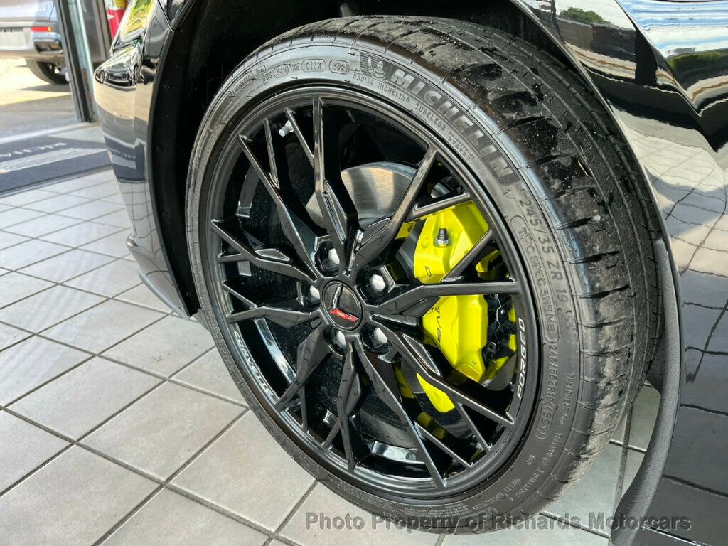 2023 Chevrolet Corvette 2dr Stingray Convertible w/2LT - Black exterior view 12