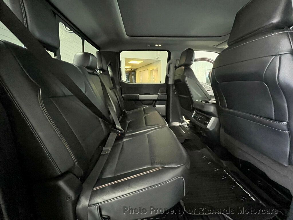 2023 Ford Super Duty F-350 SRW LARIAT 4WD Crew Cab 6.75' Box - Agate Black Metallic exterior view 20