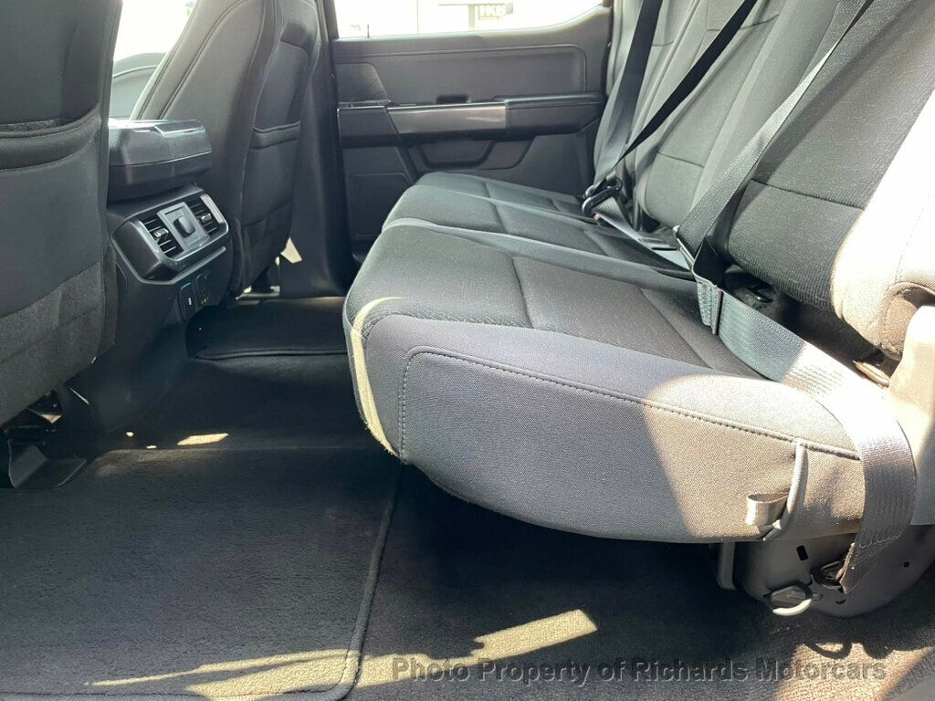 2022 Ford F-150 XLT 4WD SuperCrew 6.5' Box - Agate Black Metallic exterior view 18