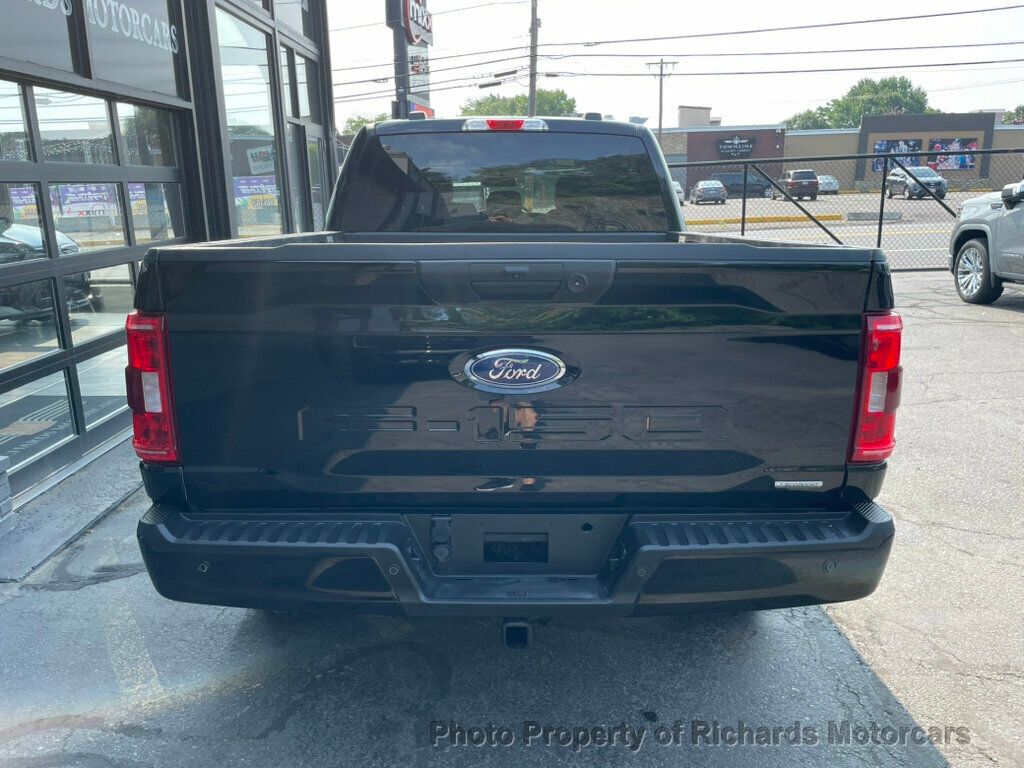 2022 Ford F-150 XLT 4WD SuperCrew 6.5' Box - Agate Black Metallic exterior view 7