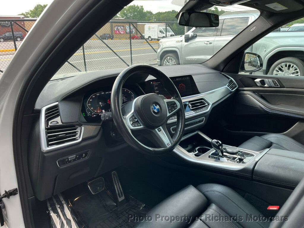 2022 BMW X5 M50i Sports Activity Vehicle - Alpine White exterior view 16