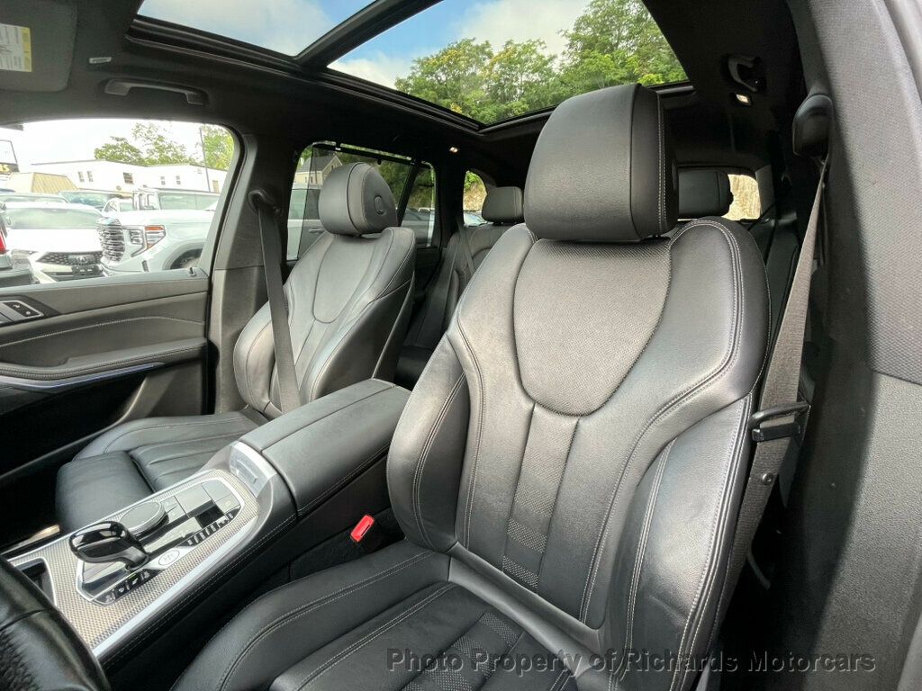 2022 BMW X5 M50i Sports Activity Vehicle - Alpine White exterior view 18