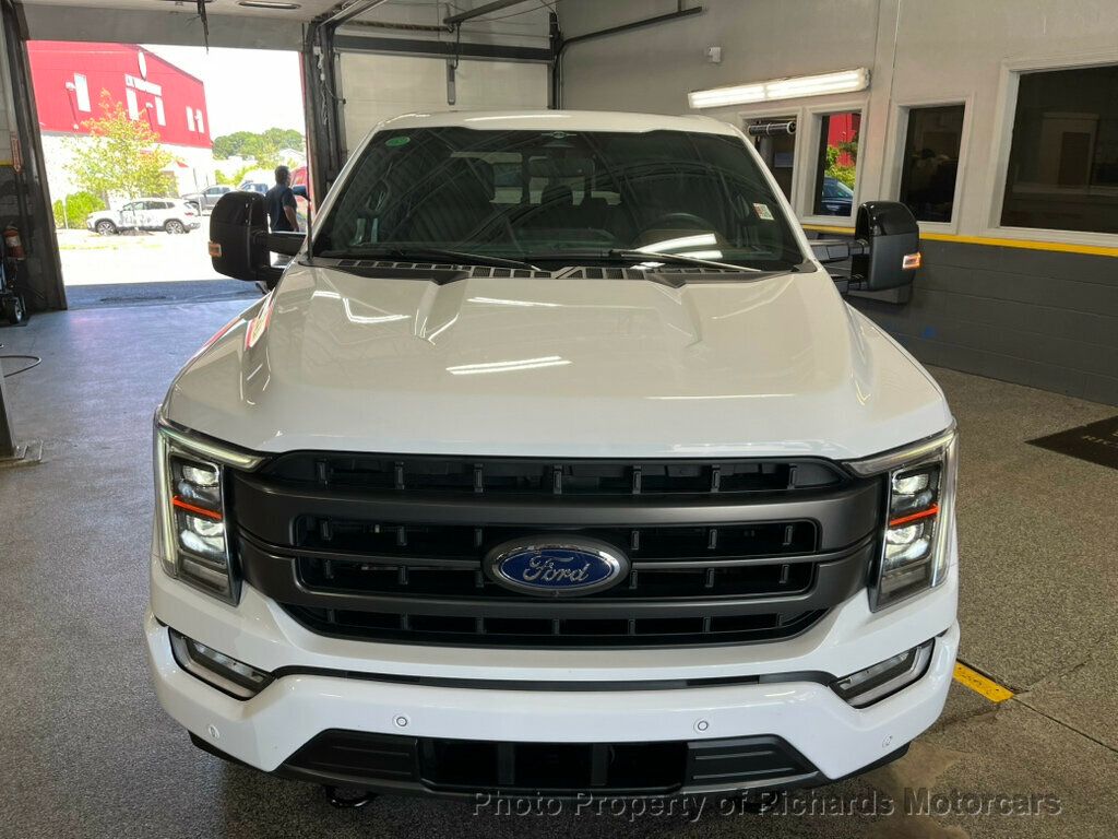 2023 Ford F-150 LARIAT 4WD SuperCrew 5.5' Box - Oxford White exterior view 13