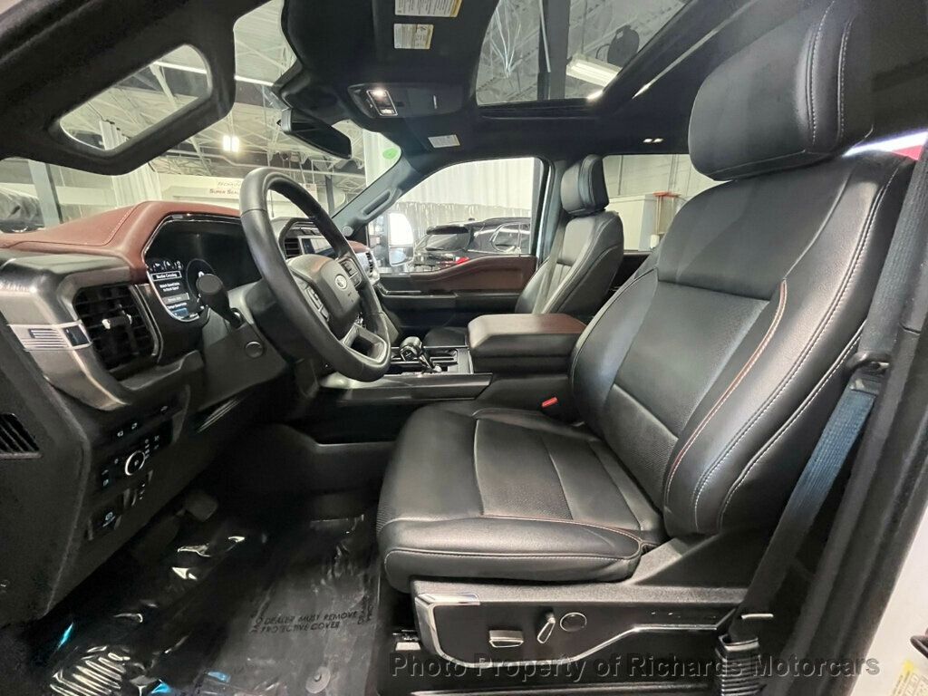 2023 Ford F-150 LARIAT 4WD SuperCrew 5.5' Box - Oxford White exterior view 17