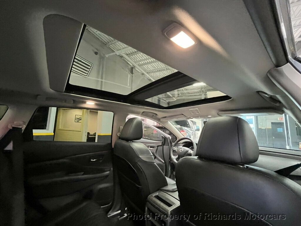 2024 Nissan Murano AWD Platinum - Boulder Gray Pearl exterior view 17