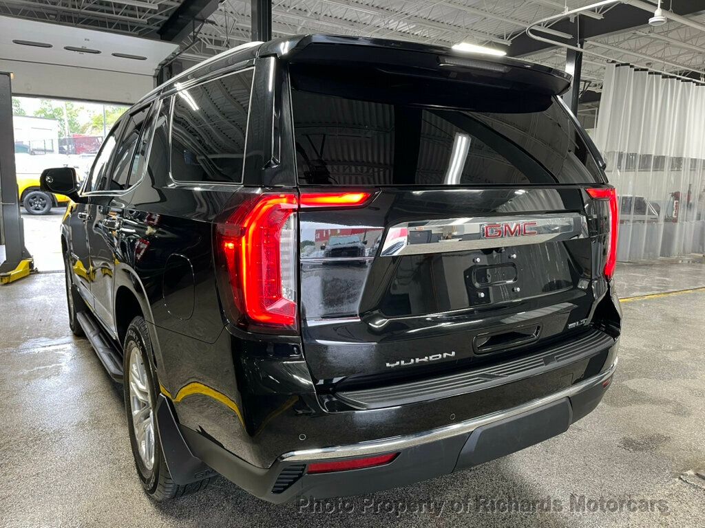 2021 GMC Yukon 4WD 4dr SLT - Onyx Black exterior view 5