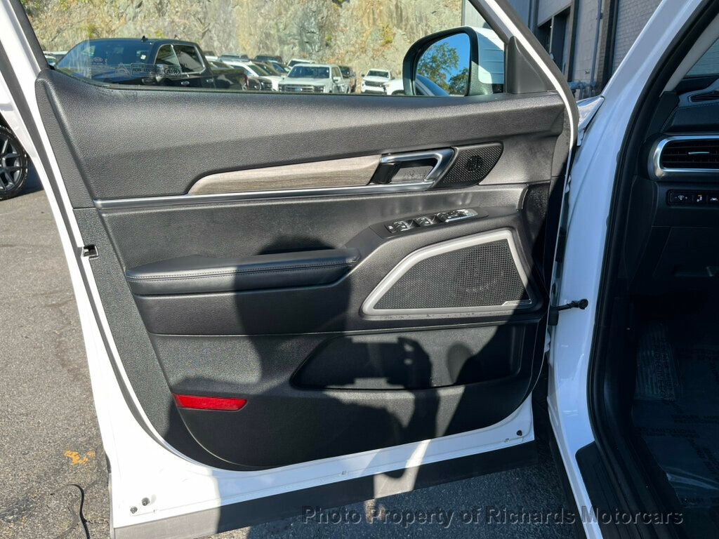 2021 Kia Telluride EX AWD - Glacial White Pearl exterior view 10