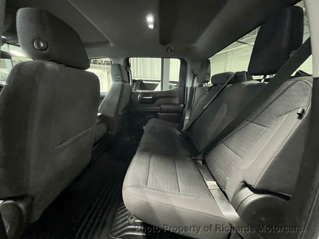 2022 Chevrolet Silverado 1500 4WD Crew Cab 147