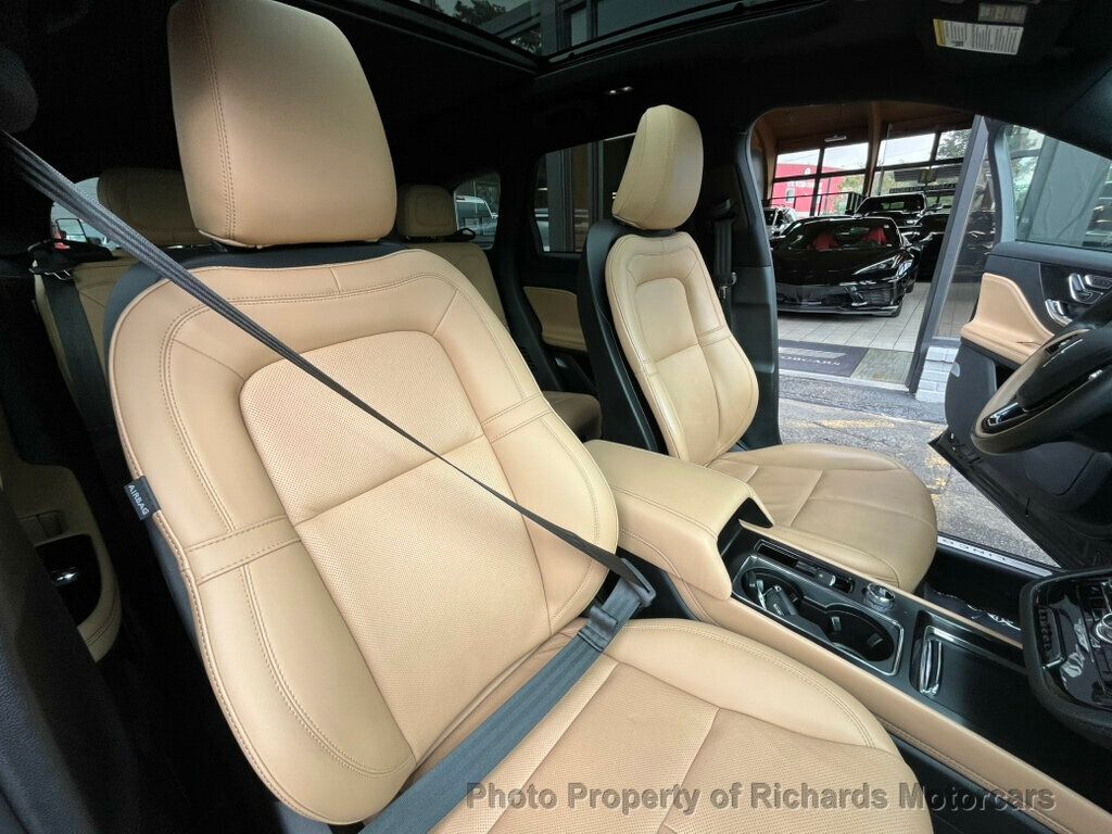 2021 Lincoln Corsair Reserve AWD - Infinite Black exterior view 18