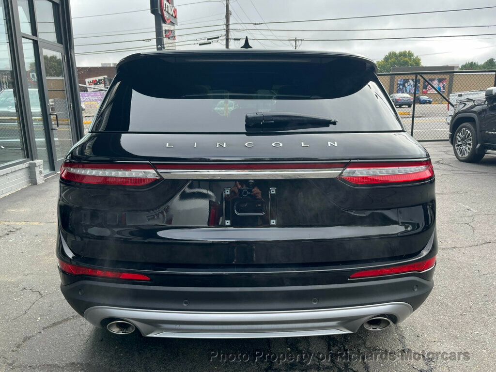 2021 Lincoln Corsair Reserve AWD - Infinite Black exterior view 5