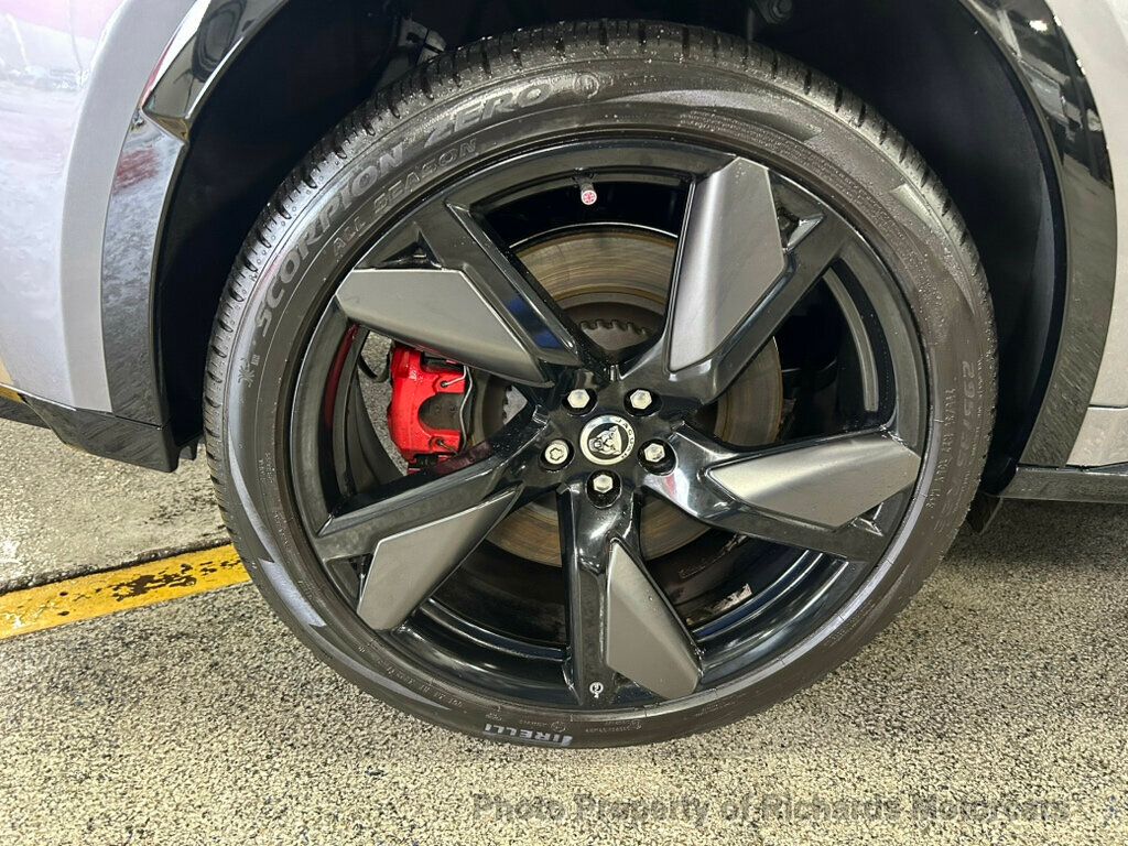 2024 Jaguar F-PACE SVR AWD - Eiger Grey Metallic exterior view 14