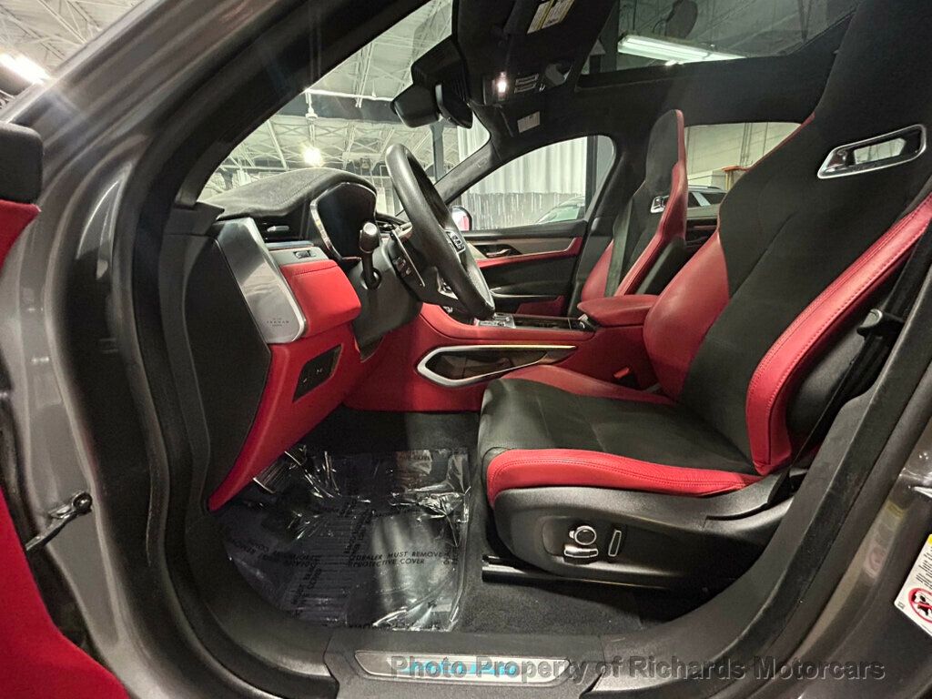 2024 Jaguar F-PACE SVR AWD - Eiger Grey Metallic exterior view 19