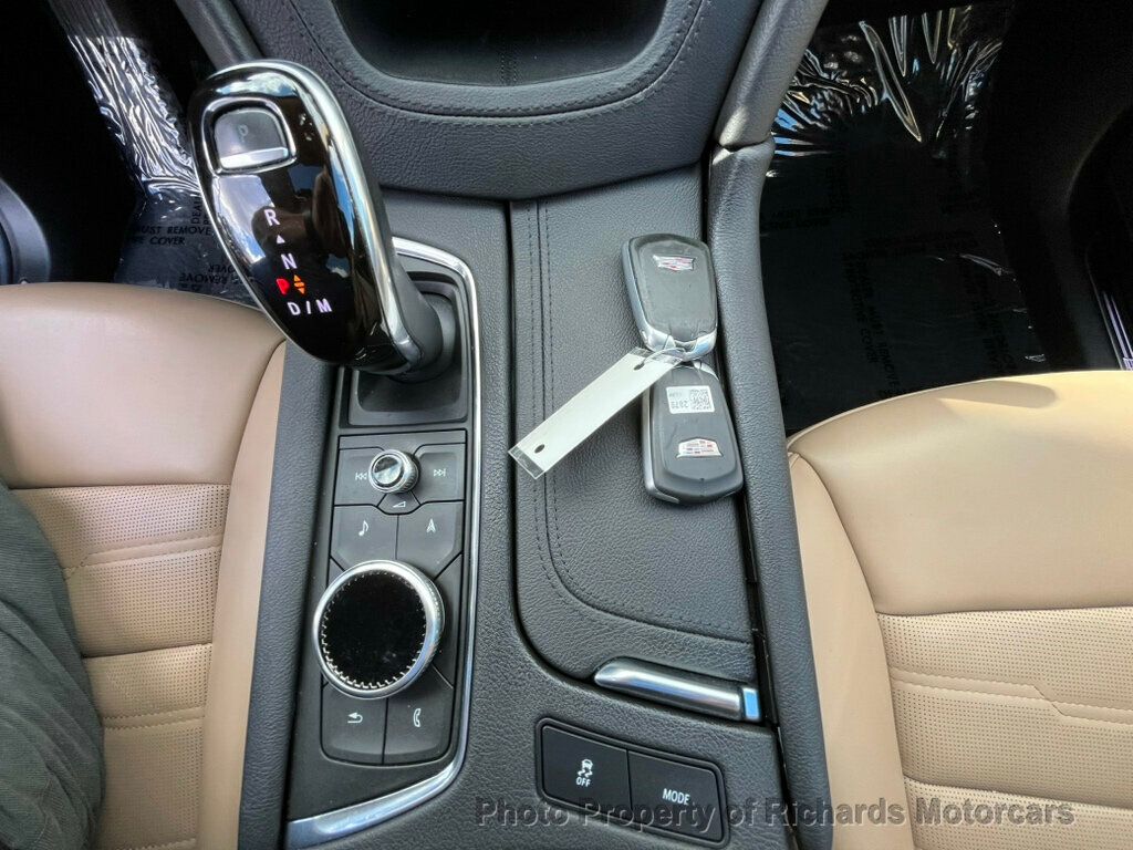 2021 Cadillac XT5 AWD 4dr Premium Luxury - Crystal White Tricoat exterior view 19