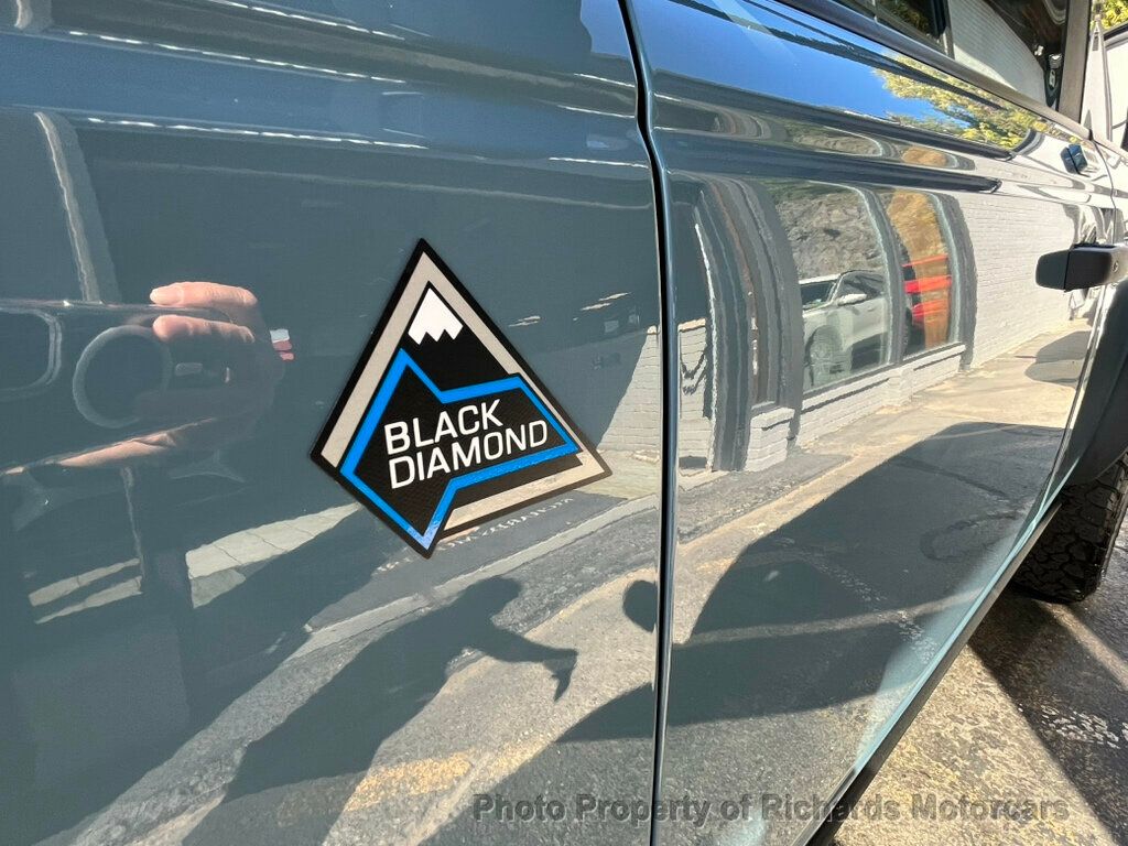 2023 Ford Bronco Black Diamond 4 Door Advanced 4x4 - Area 51 exterior view 11