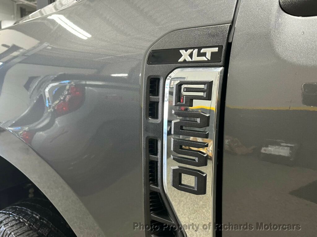 2025 Ford Super Duty F-250 SRW XLT 4WD Crew Cab 6.75' Box - Carbonized Gray Metallic exterior view 10