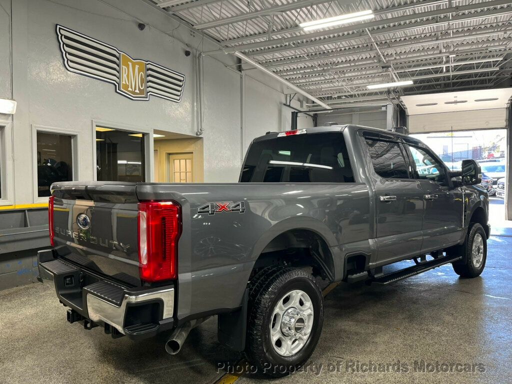 2025 Ford Super Duty F-250 SRW XLT 4WD Crew Cab 6.75' Box - Carbonized Gray Metallic exterior view 3