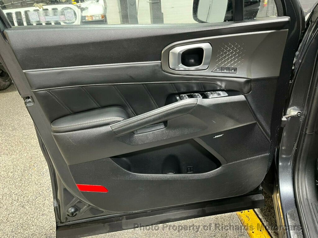 2021 Kia Sorento SX Prestige X-Line AWD - Gravity Grey exterior view 11