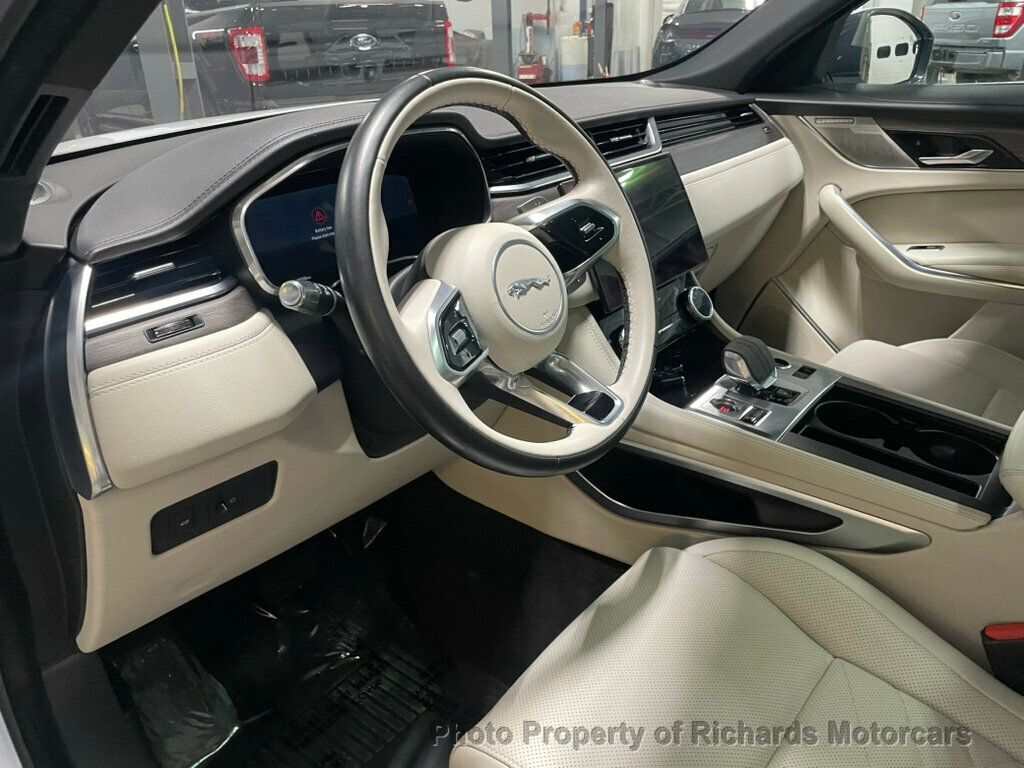 2021 Jaguar F-PACE P250 AWD S - Fuji White exterior view 12