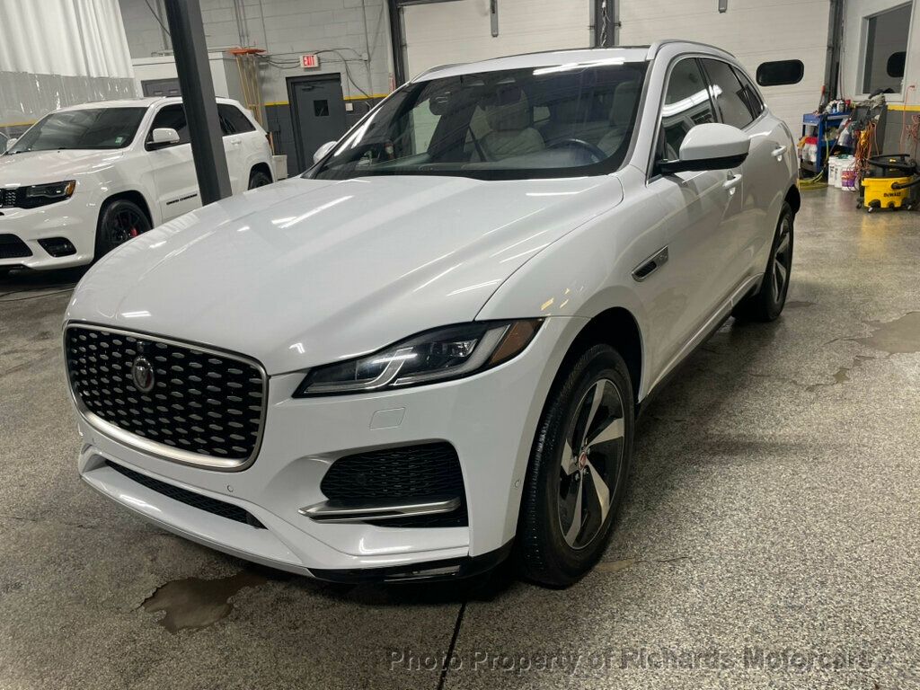 2021 Jaguar F-PACE P250 AWD S - Fuji White exterior view 4