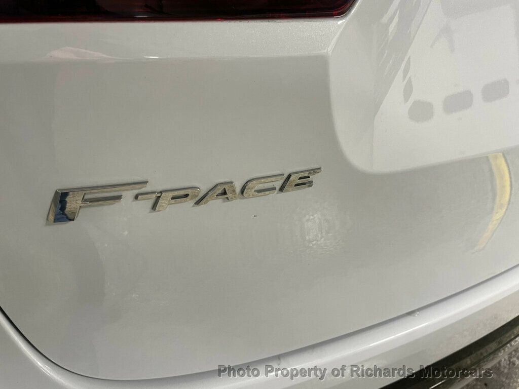 2021 Jaguar F-PACE P250 AWD S - Fuji White exterior view 8