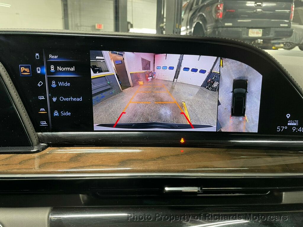 2024 Cadillac Escalade 4WD 4dr Premium Luxury Platinum - Crystal White Tricoat exterior view 19