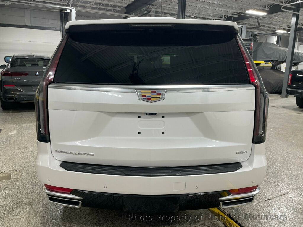 2024 Cadillac Escalade 4WD 4dr Premium Luxury Platinum - Crystal White Tricoat exterior view 6