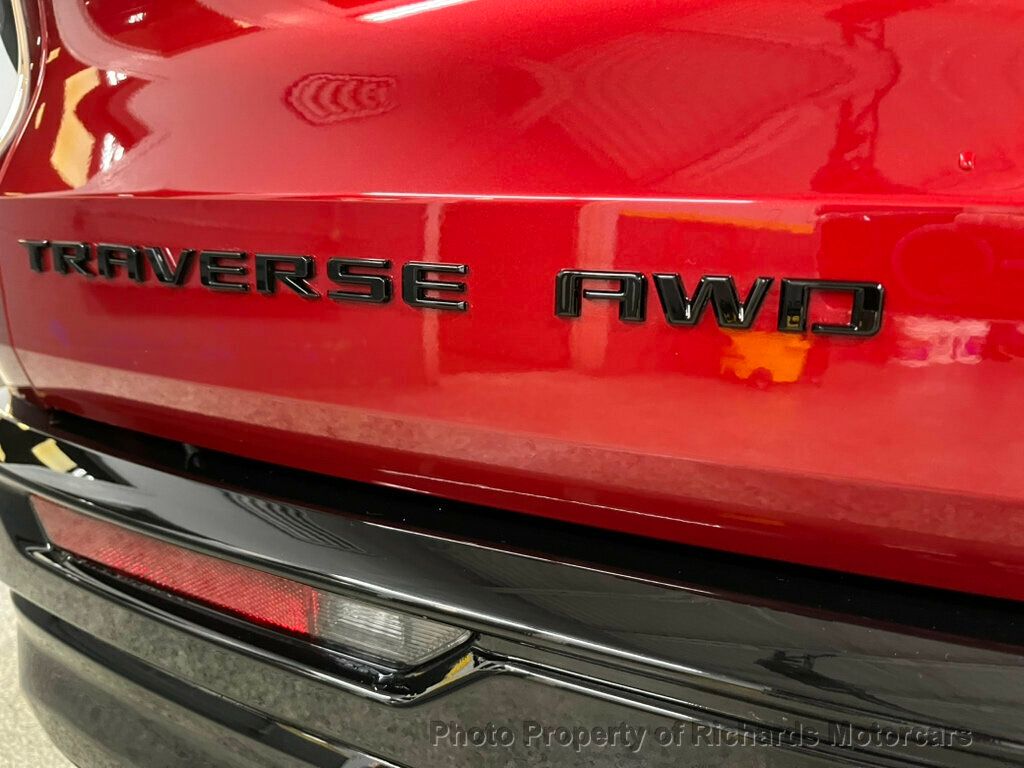 2026 Chevrolet Traverse AWD 4dr RS w/2RS - Radiant Red Tintcoat exterior view 5