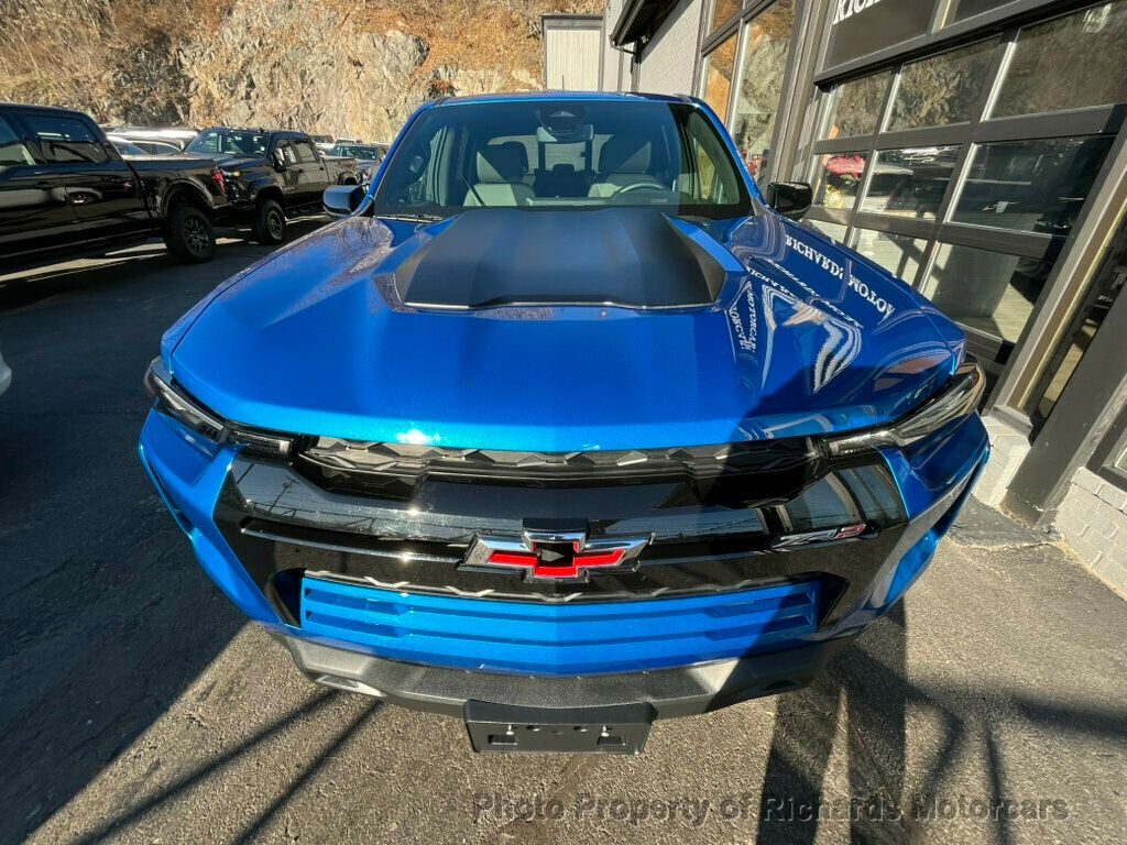 2023 Chevrolet Colorado 4WD Crew Cab ZR2 - Glacier Blue Metallic exterior view 10