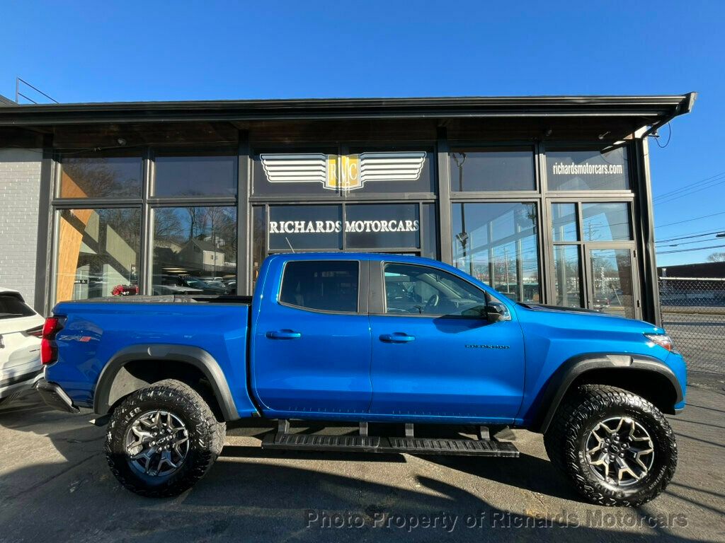 2023 Chevrolet Colorado 4WD Crew Cab ZR2 - Glacier Blue Metallic exterior view 2