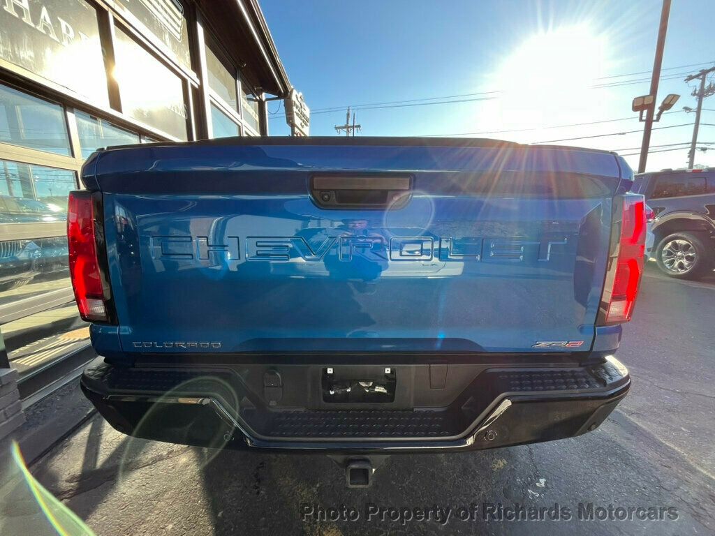 2023 Chevrolet Colorado 4WD Crew Cab ZR2 - Glacier Blue Metallic exterior view 5