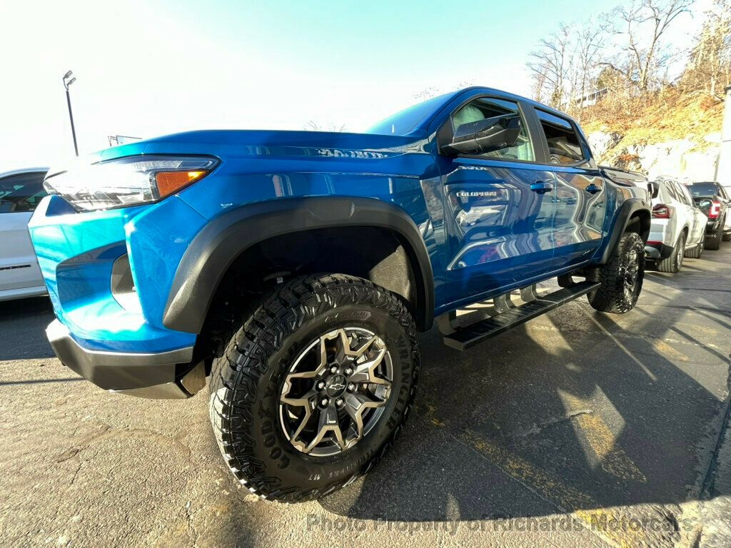 2023 Chevrolet Colorado 4WD Crew Cab ZR2 - Glacier Blue Metallic exterior view 7