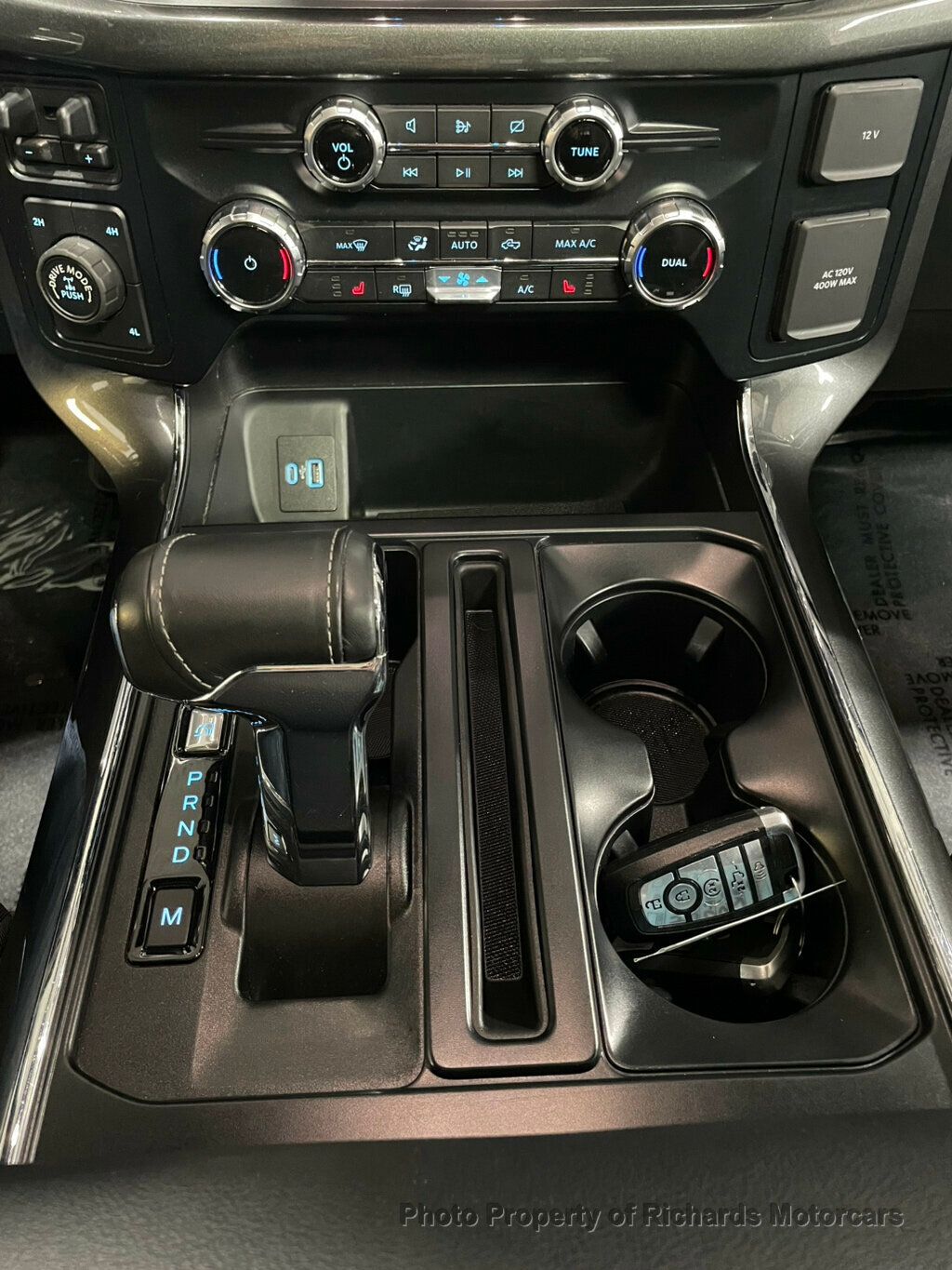 2022 Ford F-150 XLT 4WD SuperCrew 6.5' Box - Agate Black Metallic exterior view 15