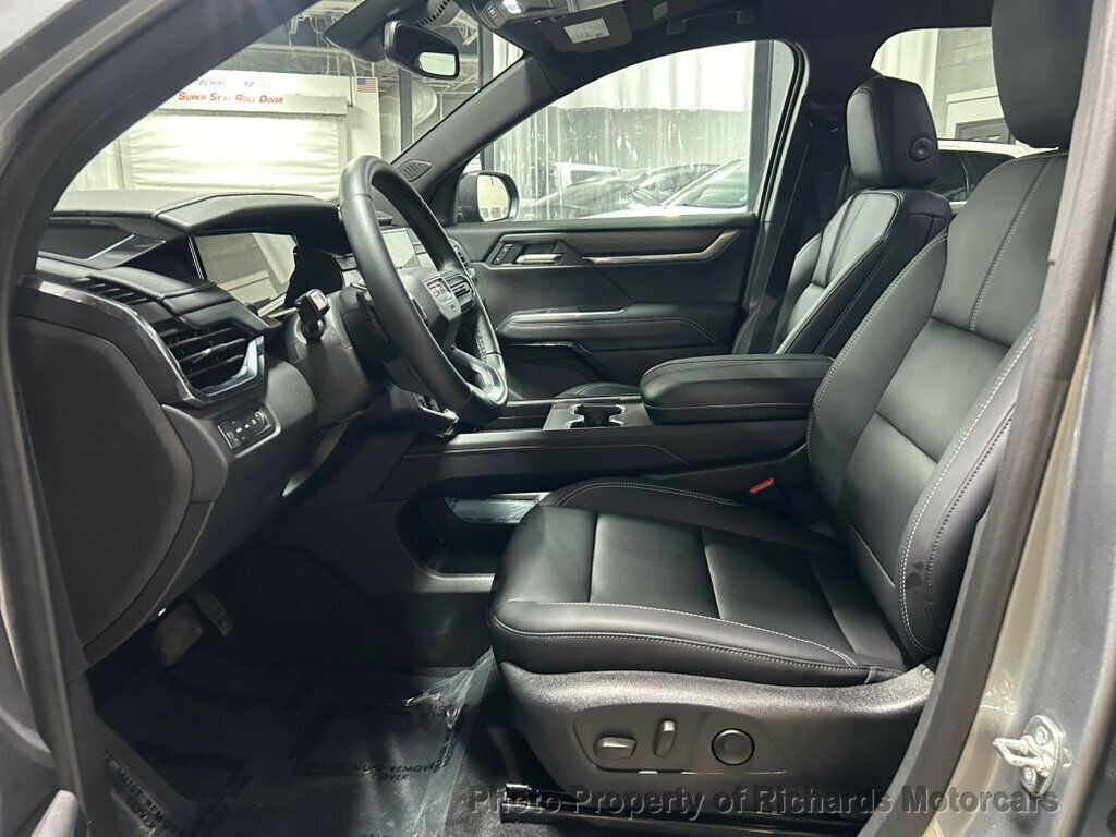 2025 GMC Acadia AWD 4dr Elevation - Sterling Metallic exterior view 13