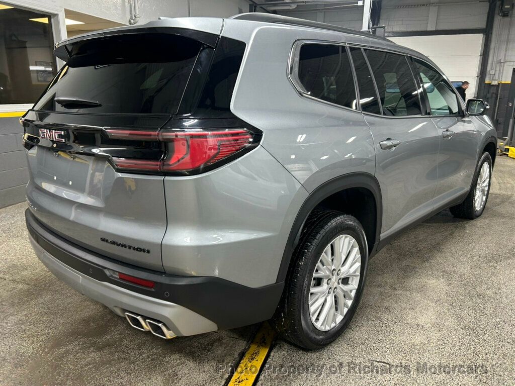 2025 GMC Acadia AWD 4dr Elevation - Sterling Metallic exterior view 3