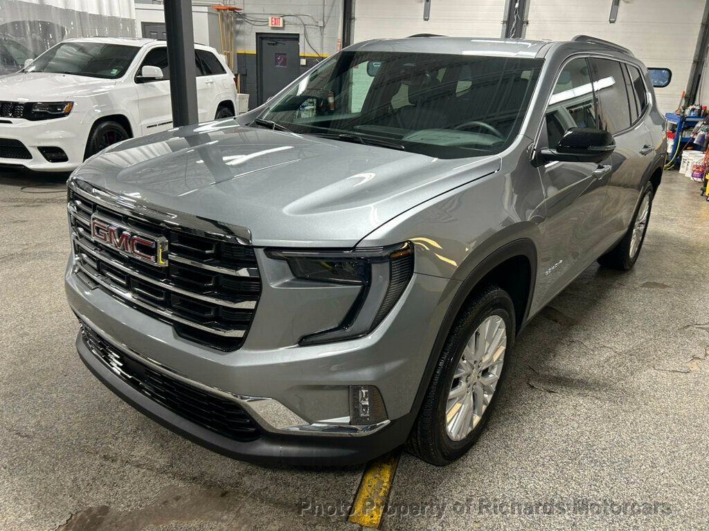 2025 GMC Acadia AWD 4dr Elevation - Sterling Metallic exterior view 7