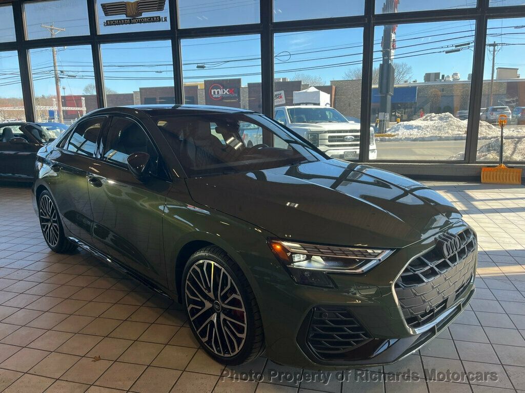2025 Audi S3 Prestige 2.0 TFSI quattro - District Green Metallic exterior view 4