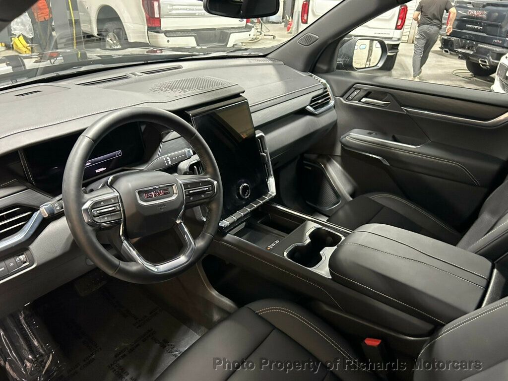 2025 GMC Acadia AWD 4dr Elevation - Ebony Twilight Metallic exterior view 15