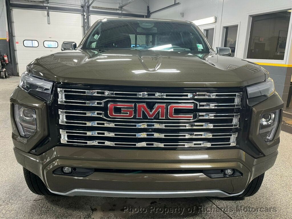 2023 GMC Canyon 4WD Crew Cab Denali - Deep Bronze Metallic exterior view 9