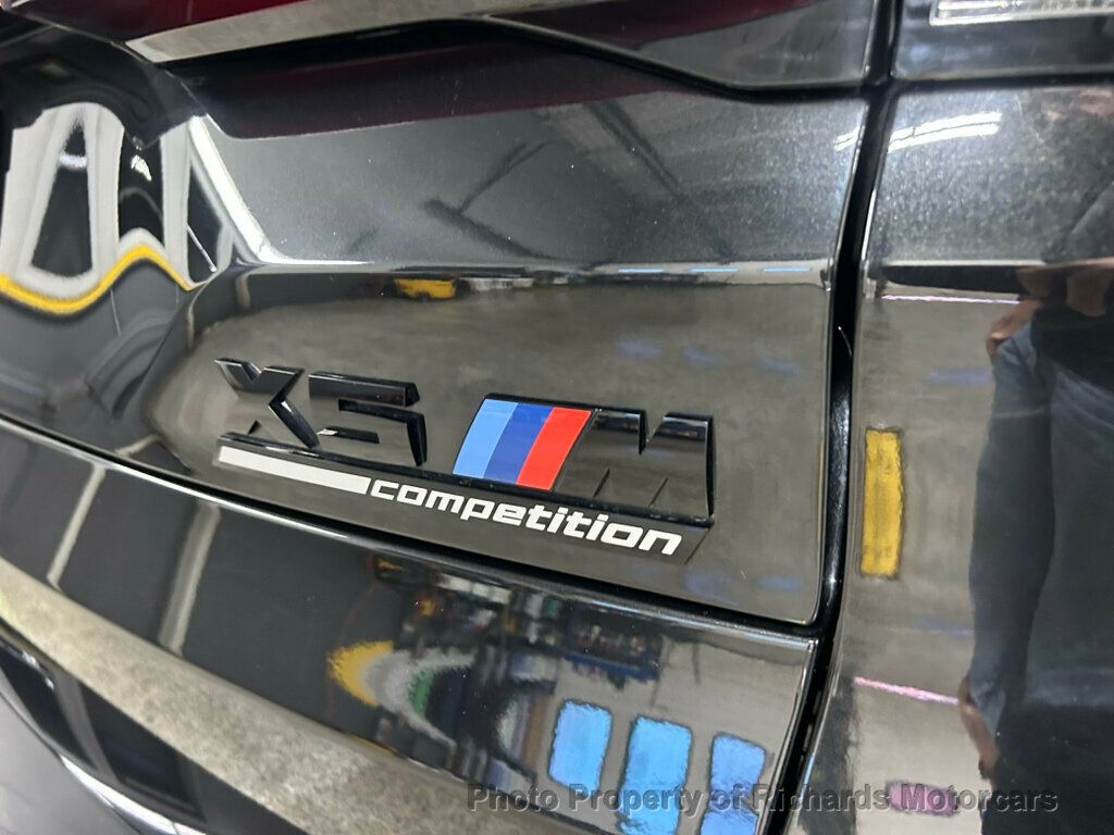 2024 BMW X5 M Competition - Black Sapphire Metallic exterior view 12