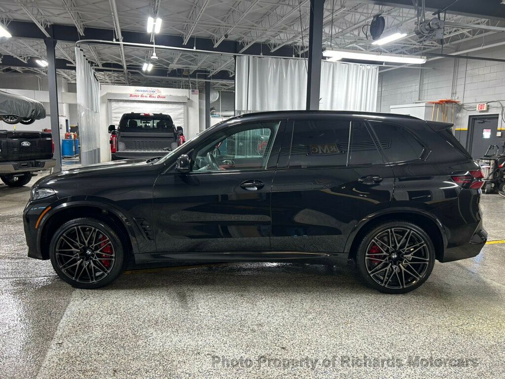 2024 BMW X5 M Competition - Black Sapphire Metallic exterior view 6