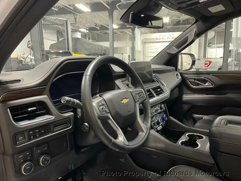 2023 Chevrolet Tahoe 4WD 4dr Premier - Summit White exterior view 13