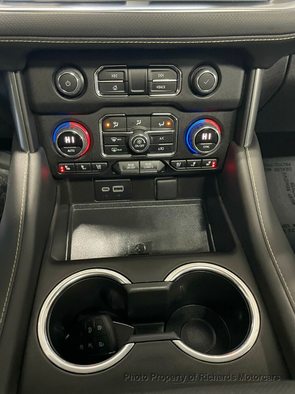 2023 Chevrolet Tahoe 4WD 4dr Premier - Summit White exterior view 19