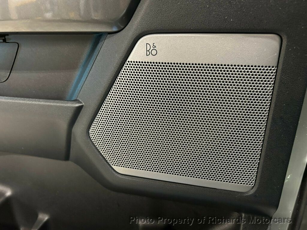 2023 Ford F-150 LARIAT 4WD SuperCrew 5.5' Box - Avalanche exterior view 15