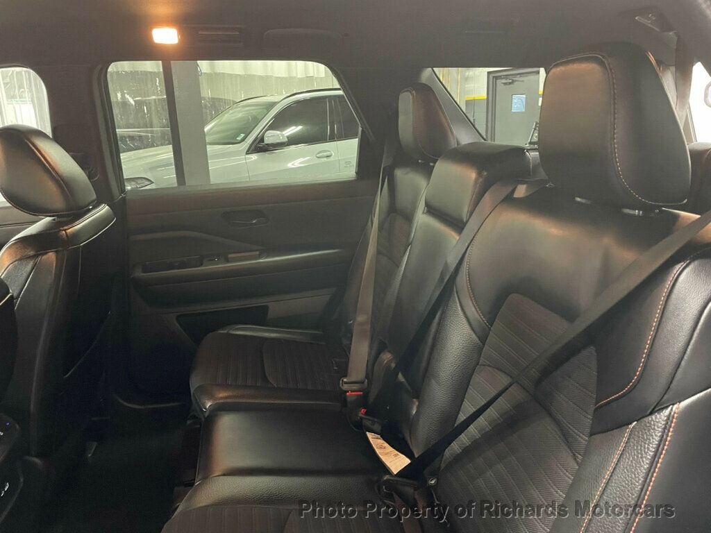 2024 Nissan Pathfinder Rock Creek 4WD - Obsidian Green Pearl exterior view 15