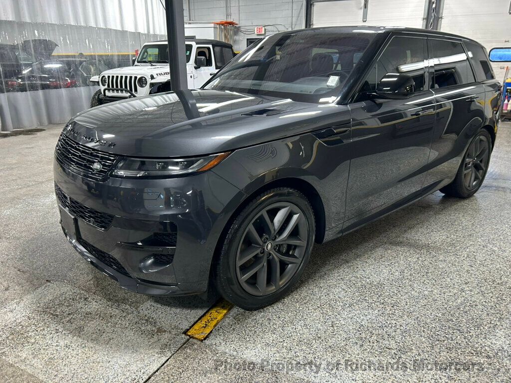 2023 Land Rover Range Rover Sport P400 SE Dynamic - Carpathian Grey Premium Metallic exterior view 7