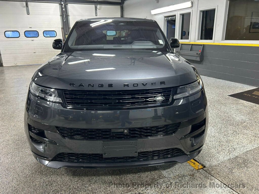 2023 Land Rover Range Rover Sport P400 SE Dynamic - Carpathian Grey Premium Metallic exterior view 8