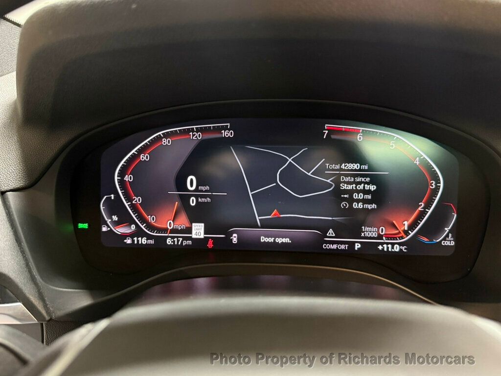 2020 BMW X4 xDrive30i Sports Activity - Black Sapphire Metallic exterior view 15